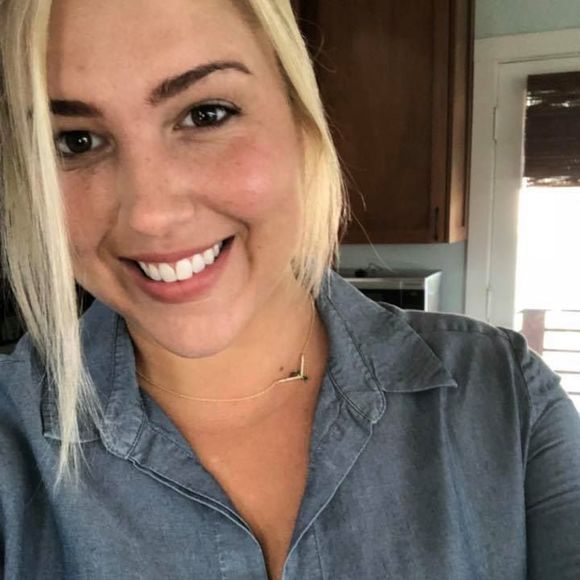 Meet your Posher, Maureen - Picture 1 of 1